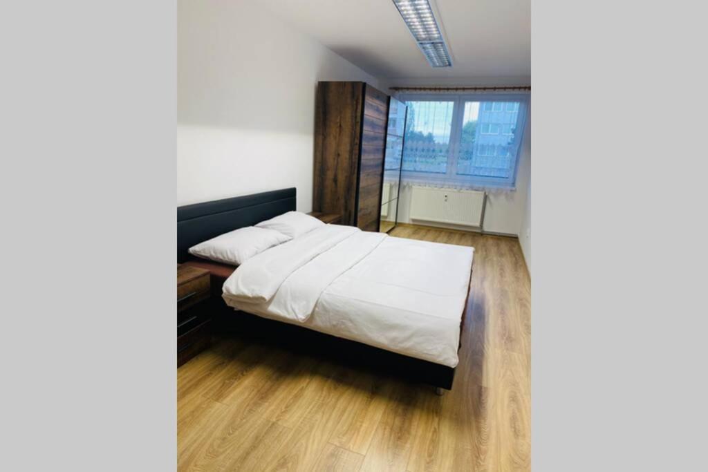 Apartmán Solax, Učňovská 8, Košice Šaca Esterno foto